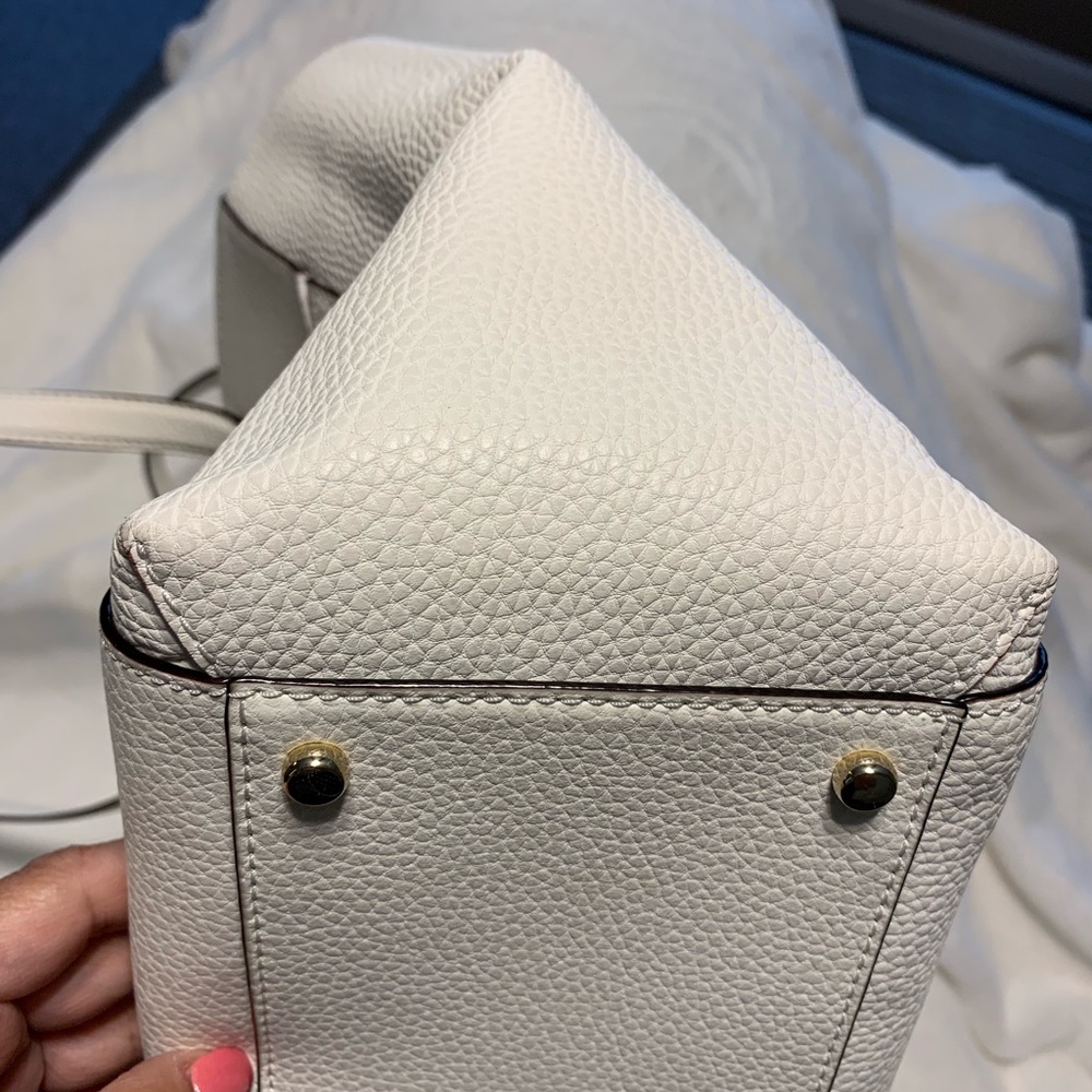 Handbag - Picture 4 of 5